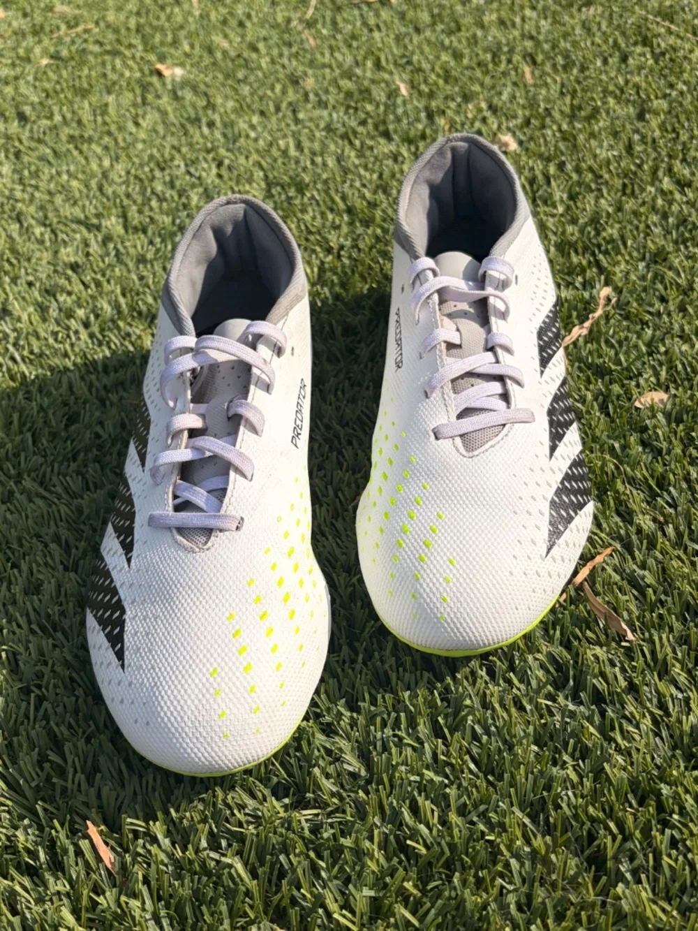 Adidas Predator Accuracy.3 FG Soccer Cleats–White/Black/Solar Green–Men's US 7
